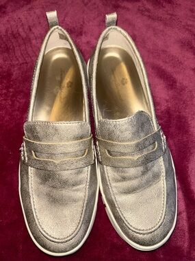 Tommy Bahama Metallic Silver Women’s Slip-On Loafers